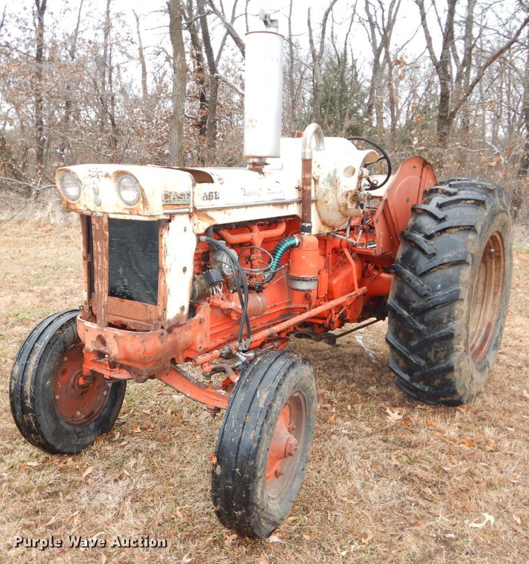 image for item DH4250 Case 900 tractor