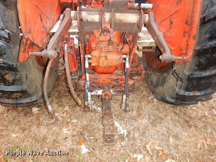 image for item DH4250 Case 900 tractor