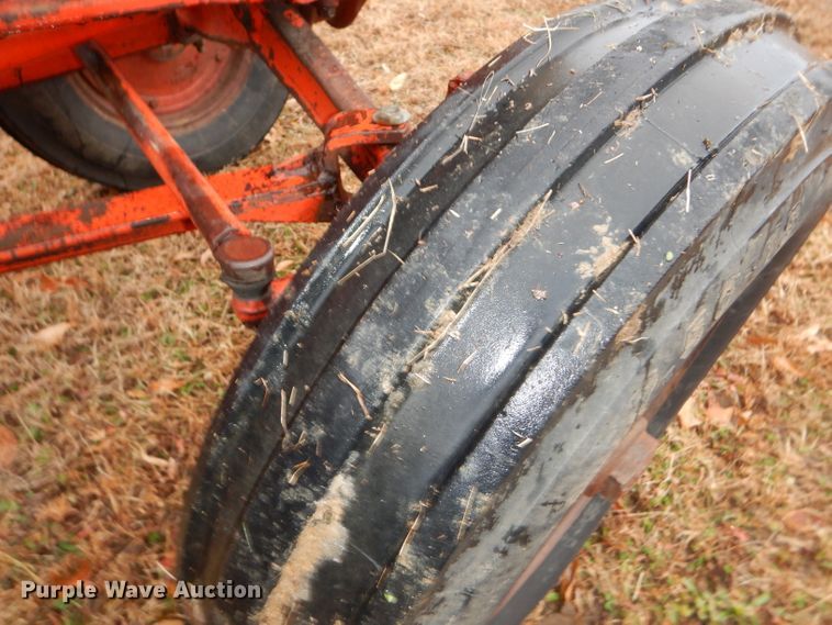 image for item DH4250 Case 900 tractor