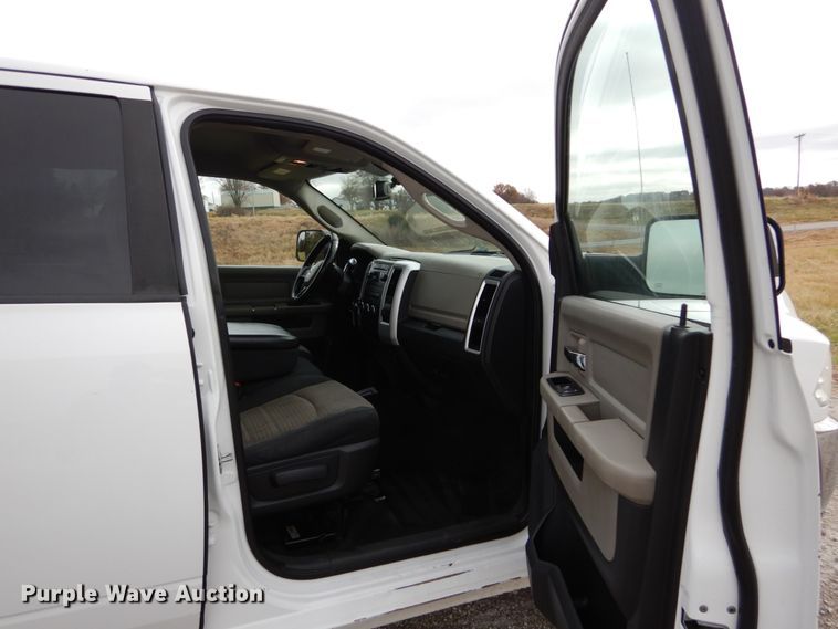 image for item DH5024 2012 Dodge Ram 2500HD Crew Cab pickup truck
