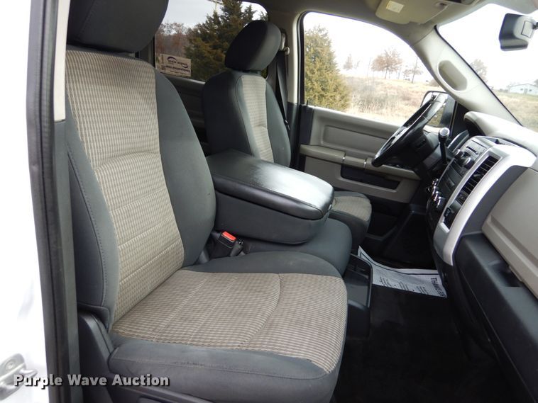 image for item DH5024 2012 Dodge Ram 2500HD Crew Cab pickup truck