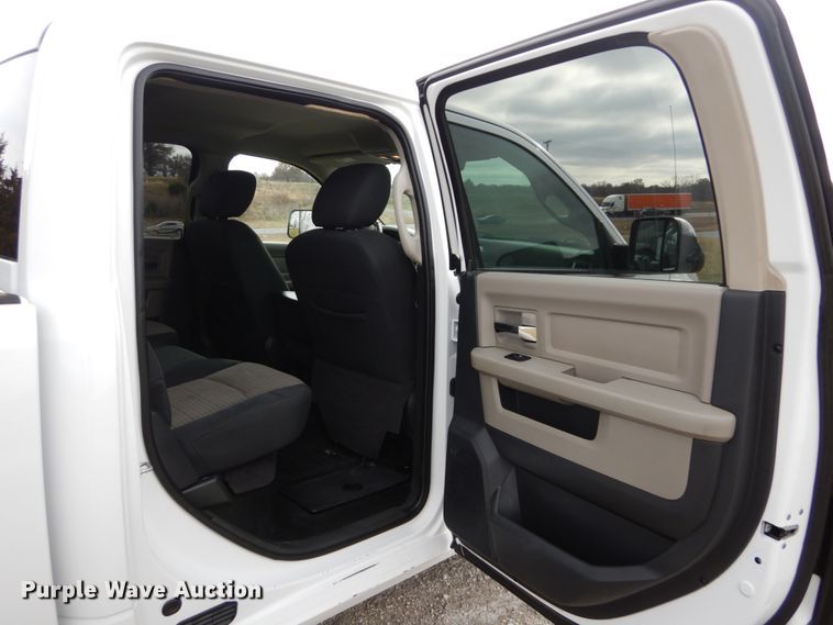 image for item DH5024 2012 Dodge Ram 2500HD Crew Cab pickup truck