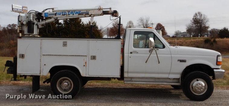 image for item DH5025 1997 Ford F350 XL utility bed pickup truck