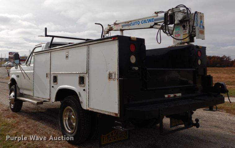 image for item DH5025 1997 Ford F350 XL utility bed pickup truck