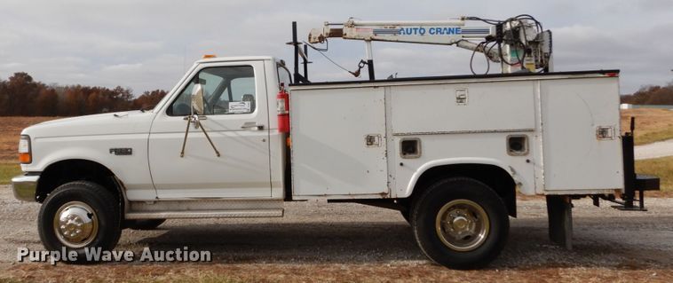 image for item DH5025 1997 Ford F350 XL utility bed pickup truck