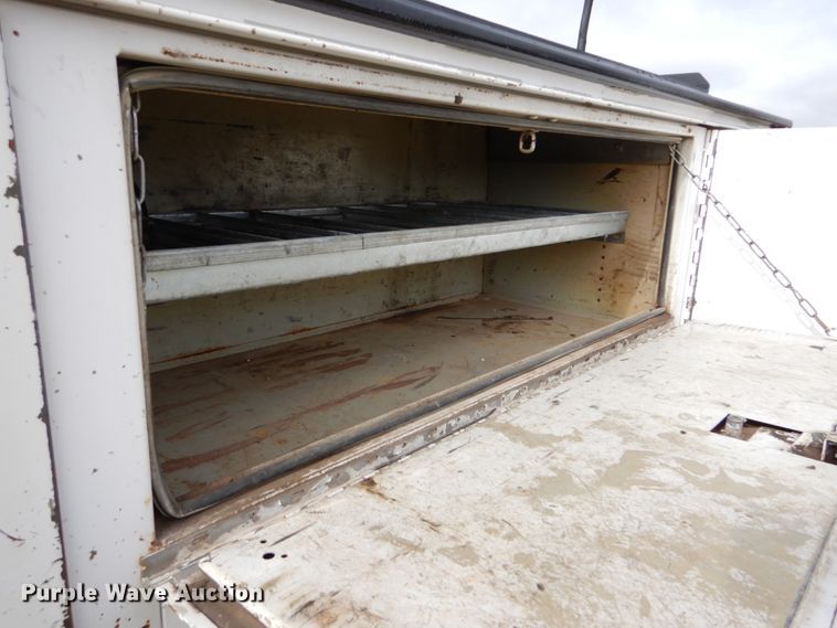 image for item DH5025 1997 Ford F350 XL utility bed pickup truck