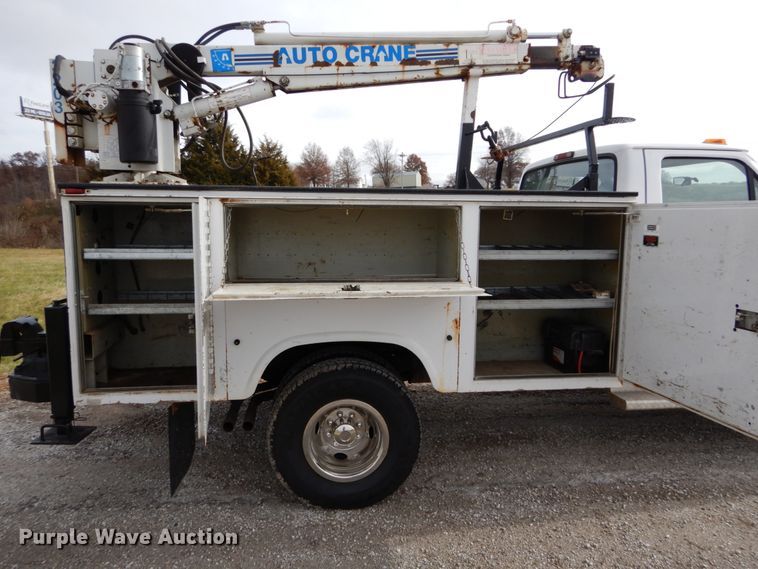 image for item DH5025 1997 Ford F350 XL utility bed pickup truck