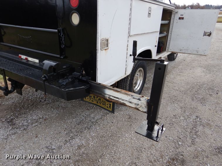 image for item DH5025 1997 Ford F350 XL utility bed pickup truck