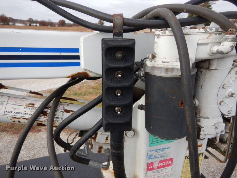 image for item DH5025 1997 Ford F350 XL utility bed pickup truck