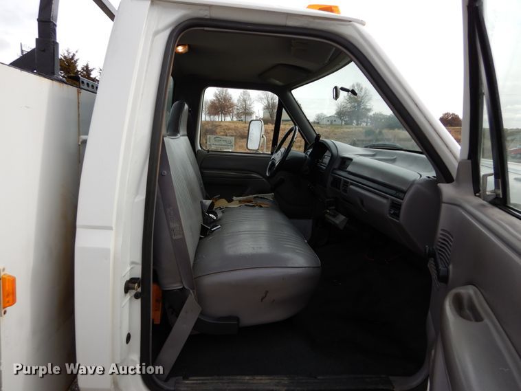 image for item DH5025 1997 Ford F350 XL utility bed pickup truck