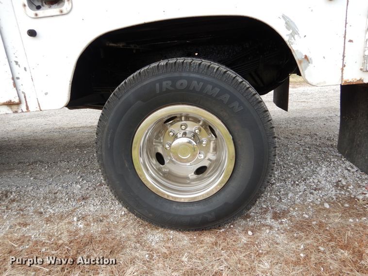 image for item DH5025 1997 Ford F350 XL utility bed pickup truck