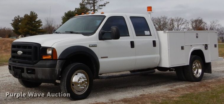 image for item DH5026 2007 Ford F550 Super Duty XL Crew Cab utility truck