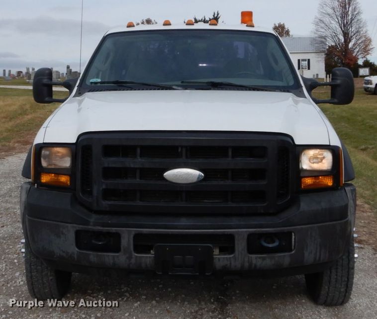 image for item DH5026 2007 Ford F550 Super Duty XL Crew Cab utility truck