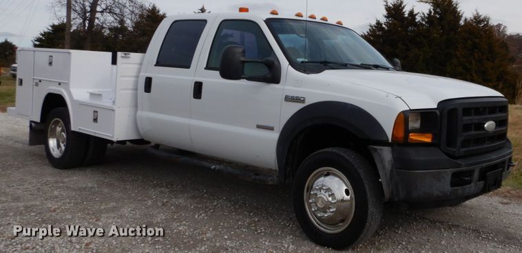 image for item DH5026 2007 Ford F550 Super Duty XL Crew Cab utility truck