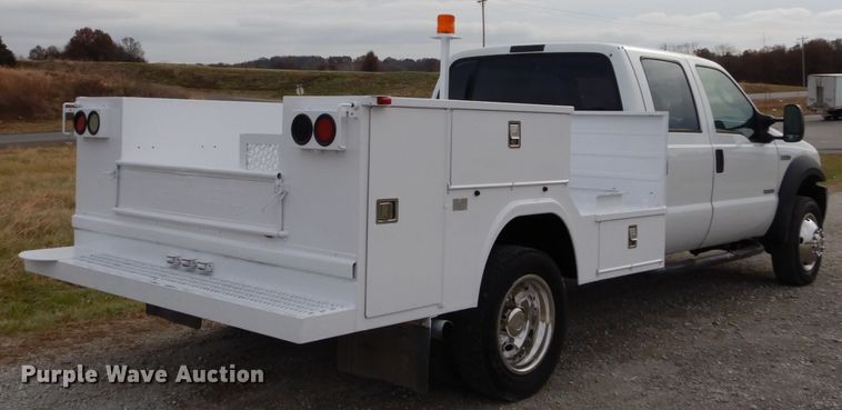 image for item DH5026 2007 Ford F550 Super Duty XL Crew Cab utility truck