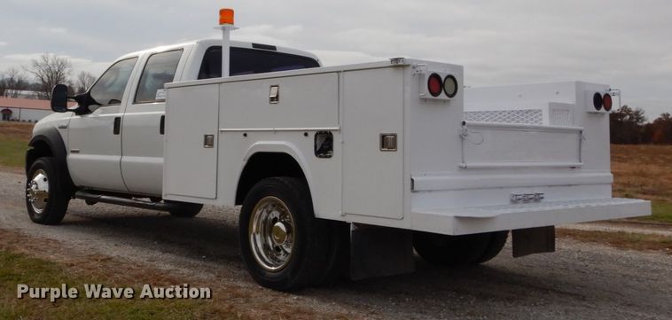 image for item DH5026 2007 Ford F550 Super Duty XL Crew Cab utility truck