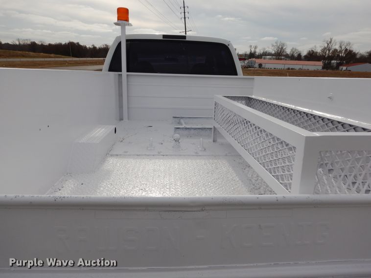 image for item DH5026 2007 Ford F550 Super Duty XL Crew Cab utility truck