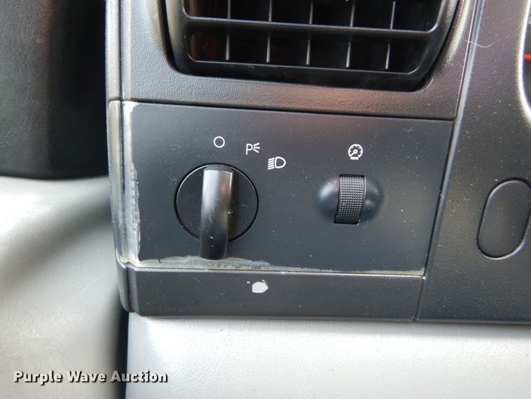 image for item DH5026 2007 Ford F550 Super Duty XL Crew Cab utility truck