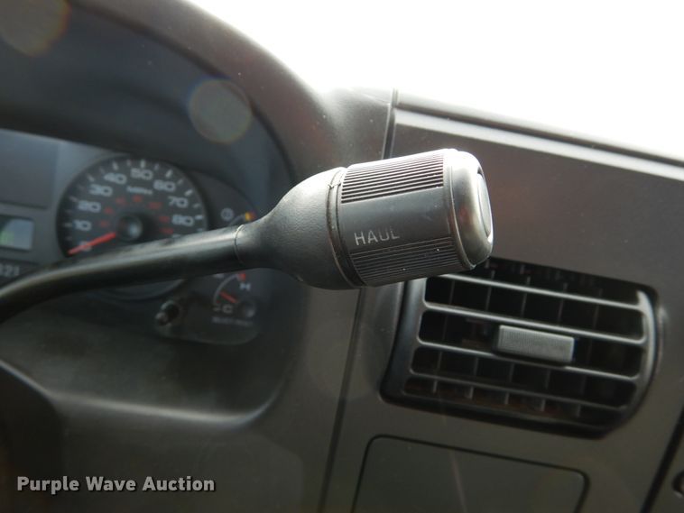 image for item DH5026 2007 Ford F550 Super Duty XL Crew Cab utility truck