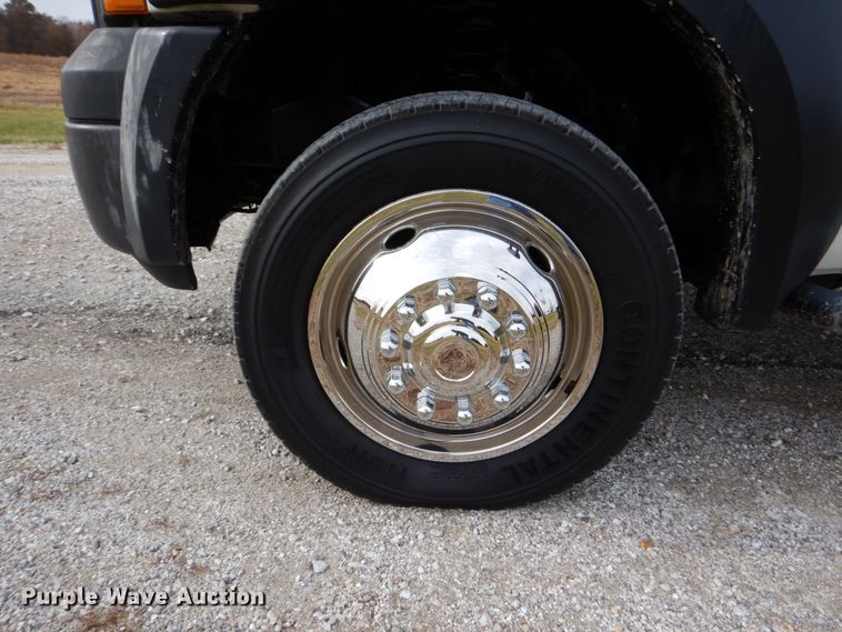 image for item DH5026 2007 Ford F550 Super Duty XL Crew Cab utility truck