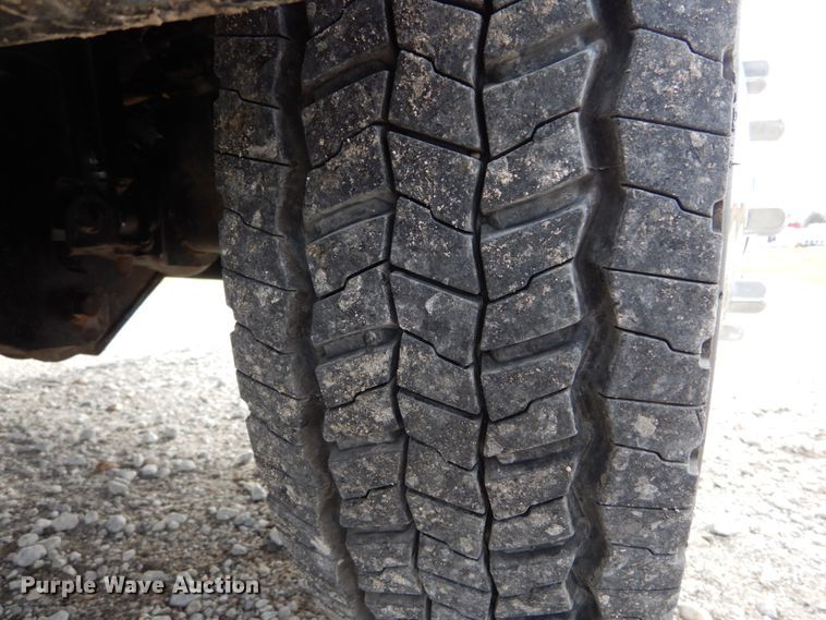 image for item DH5026 2007 Ford F550 Super Duty XL Crew Cab utility truck