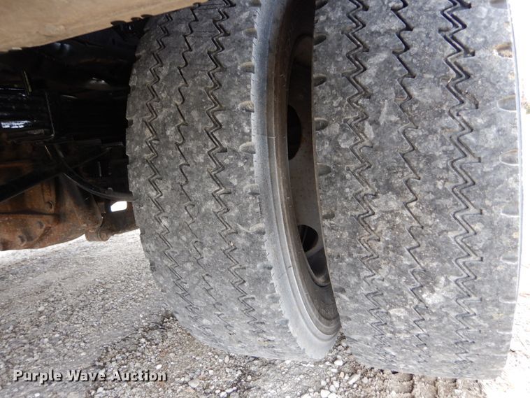 image for item DH5026 2007 Ford F550 Super Duty XL Crew Cab utility truck