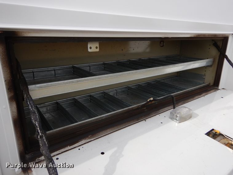 image for item DH5028 2006 Ford E350 Super Duty utility van