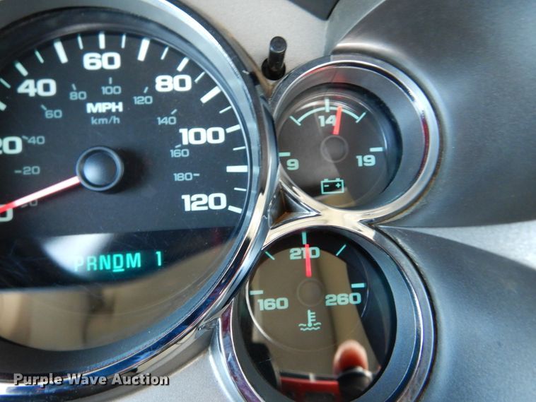 image for item DH5034 2013 Chevrolet Silverado 2500HD pickup truck