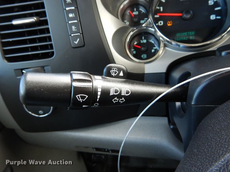 image for item DH5034 2013 Chevrolet Silverado 2500HD pickup truck