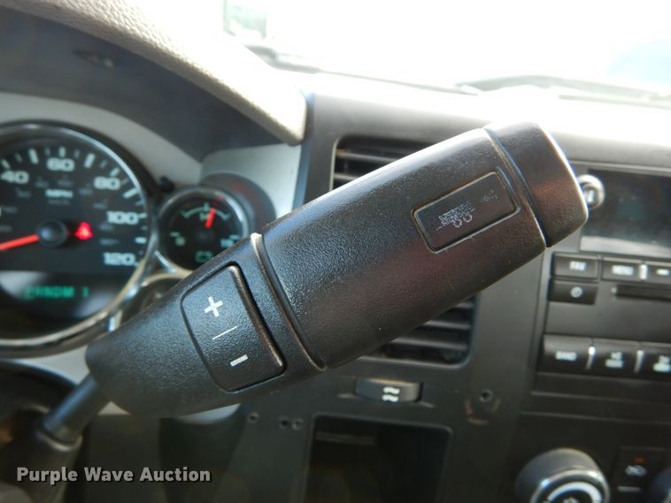 image for item DH5034 2013 Chevrolet Silverado 2500HD pickup truck