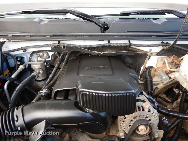 image for item DH5034 2013 Chevrolet Silverado 2500HD pickup truck