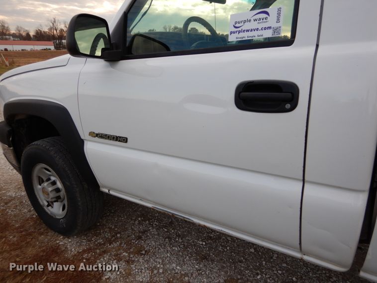 image for item DH5035 2005 Chevrolet Silverado 2500HD pickup truck