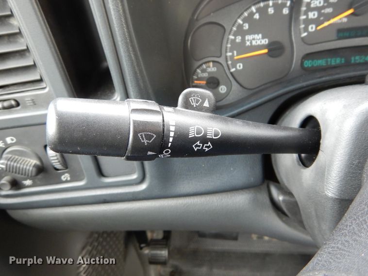 image for item DH5035 2005 Chevrolet Silverado 2500HD pickup truck