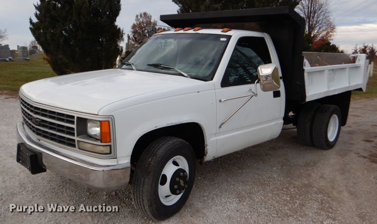 image for item DH5036 1993 Chevrolet C3500 dump bed pickup truck