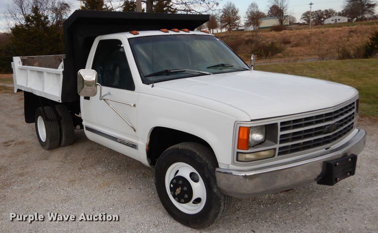 image for item DH5036 1993 Chevrolet C3500 dump bed pickup truck