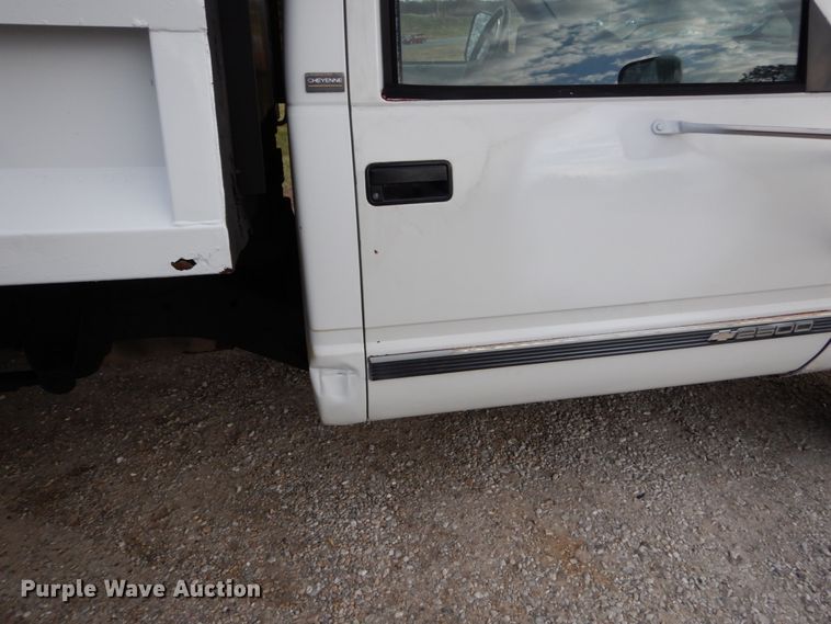 image for item DH5036 1993 Chevrolet C3500 dump bed pickup truck