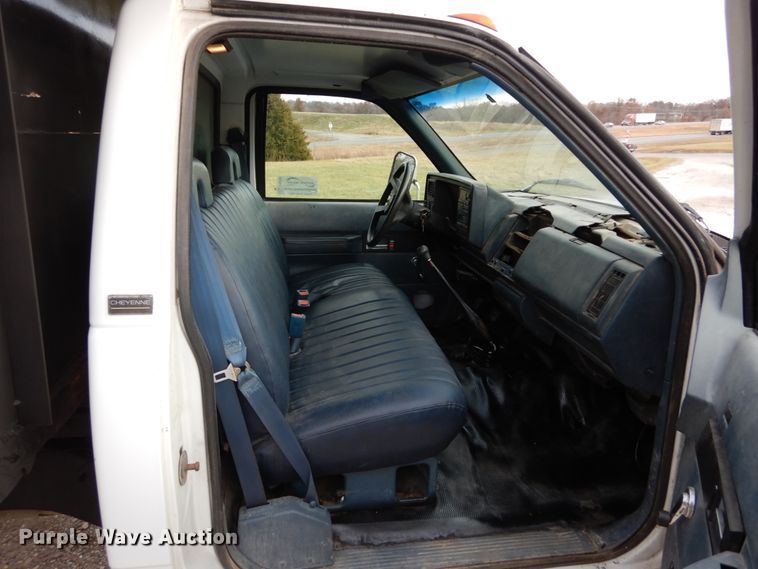 image for item DH5036 1993 Chevrolet C3500 dump bed pickup truck