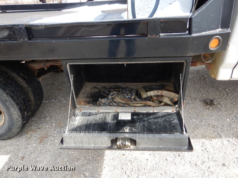 image for item DH6826 1996 Ford F350 XL pickup truck