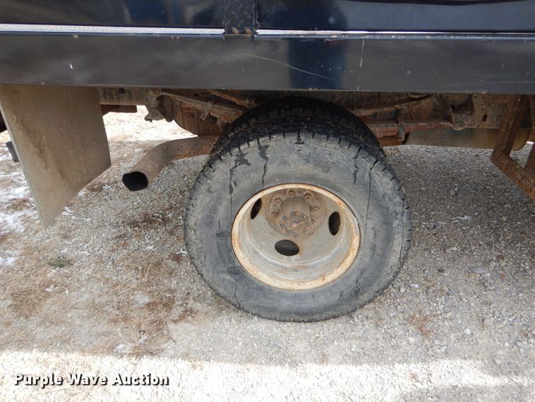 image for item DH6826 1996 Ford F350 XL pickup truck