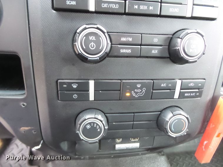 image for item DH7796 2014 Ford F150 SuperCab pickup truck