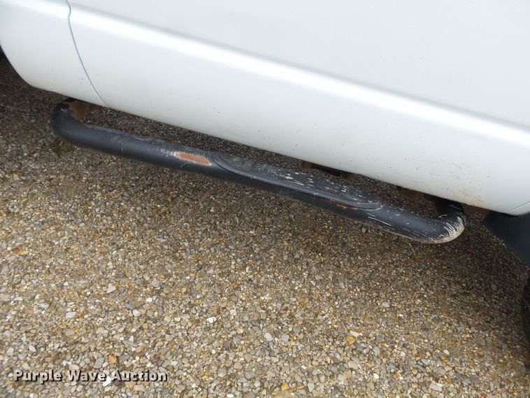 image for item DH7797 2009 Dodge Ram 5500 utility bed truck