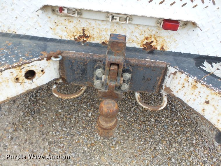 image for item DH7797 2009 Dodge Ram 5500 utility bed truck