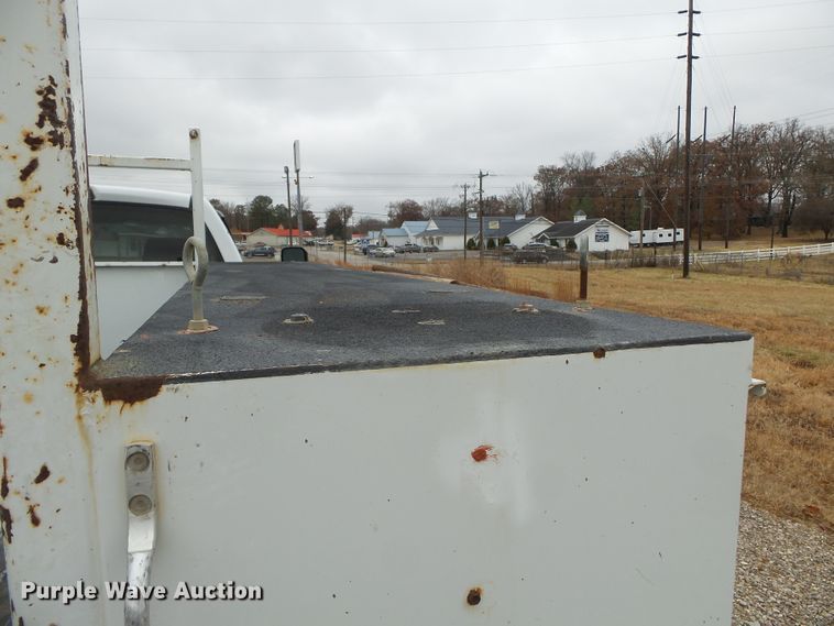 image for item DH7797 2009 Dodge Ram 5500 utility bed truck