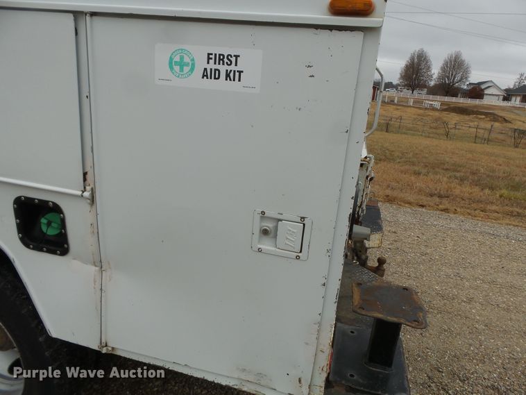 image for item DH7797 2009 Dodge Ram 5500 utility bed truck