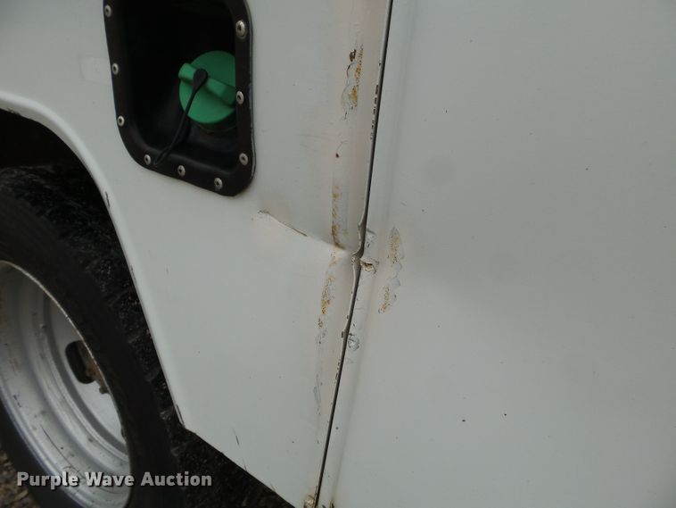 image for item DH7797 2009 Dodge Ram 5500 utility bed truck