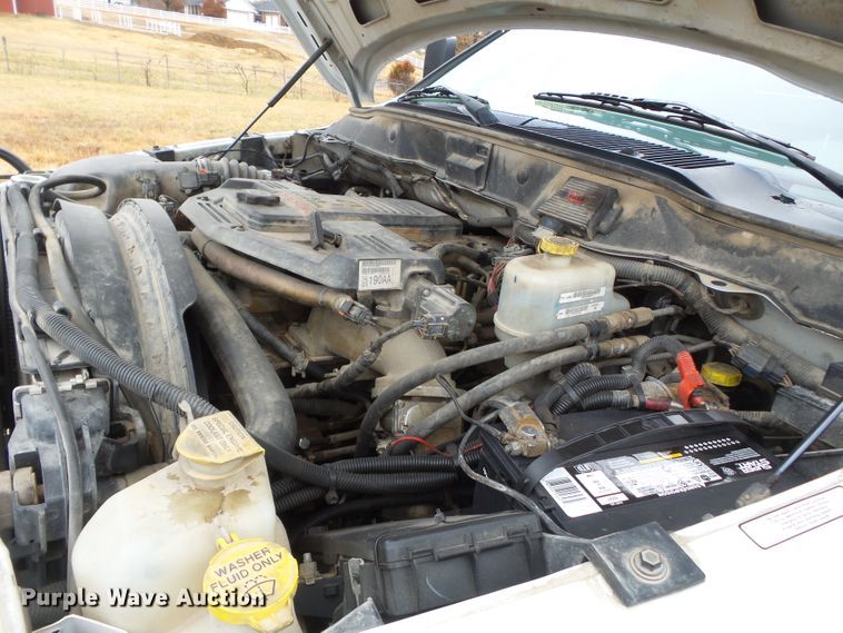 image for item DH7797 2009 Dodge Ram 5500 utility bed truck