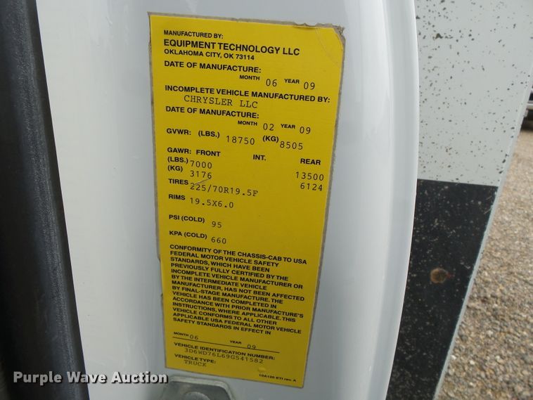 image for item DH7797 2009 Dodge Ram 5500 utility bed truck