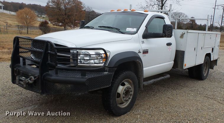 image for item DH7798 2009 Dodge Ram 5500 utility bed truck