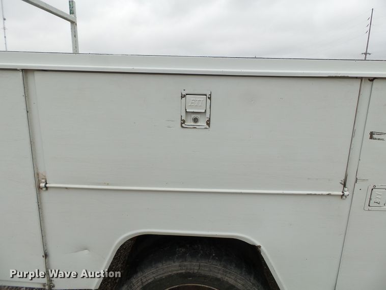 image for item DH7798 2009 Dodge Ram 5500 utility bed truck