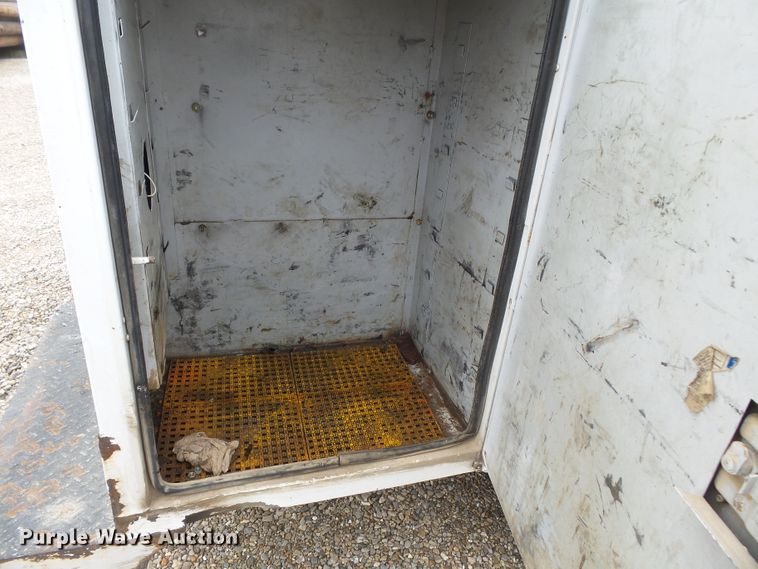 image for item DH7798 2009 Dodge Ram 5500 utility bed truck